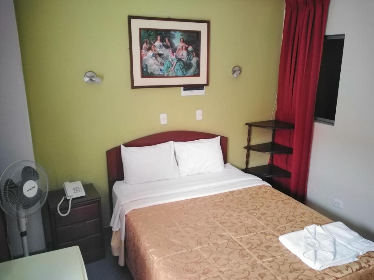 Hotel Plaza Bolognesi 344 Trujillo Ngoại thất bức ảnh